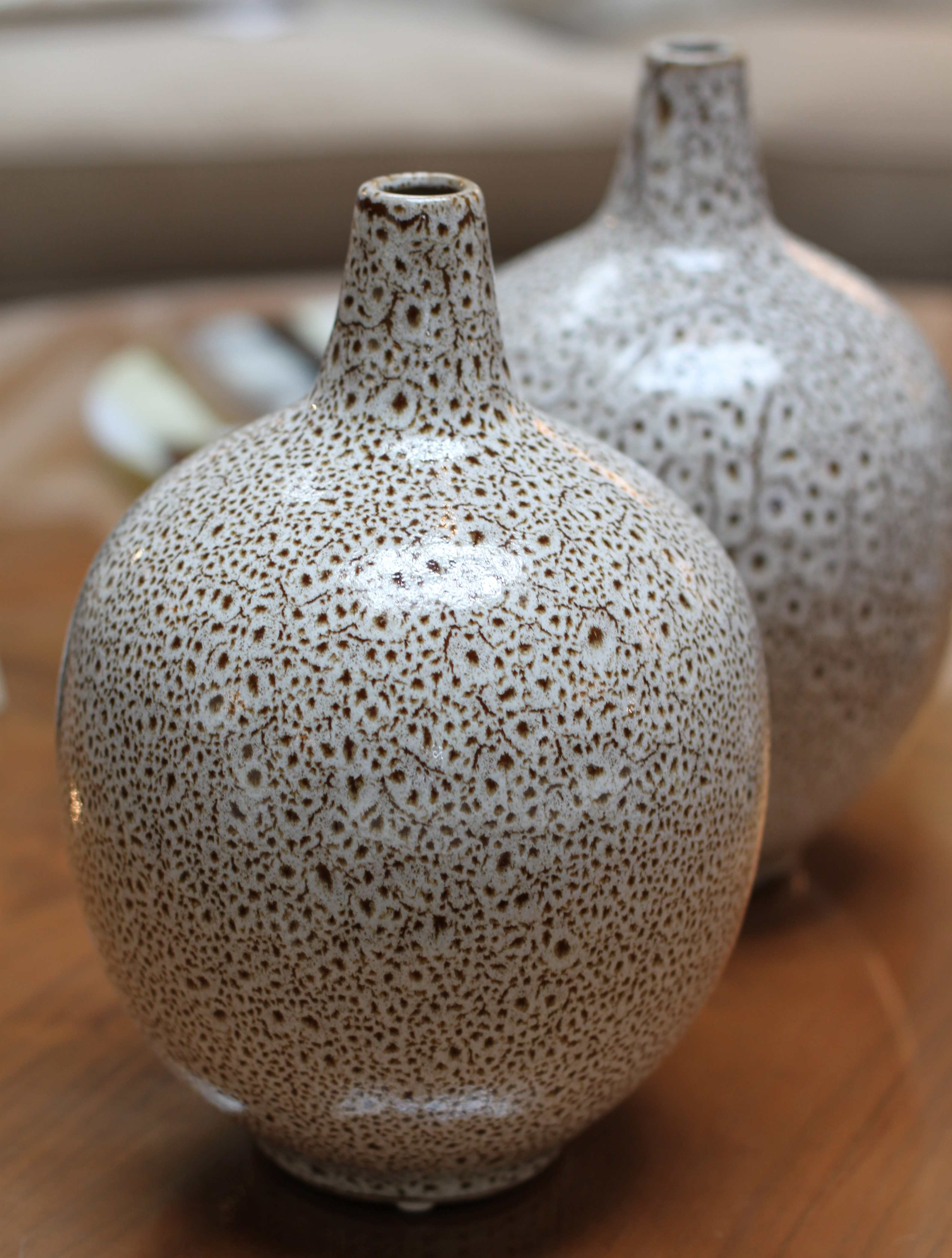 vase, modern, ceramic, brown and white